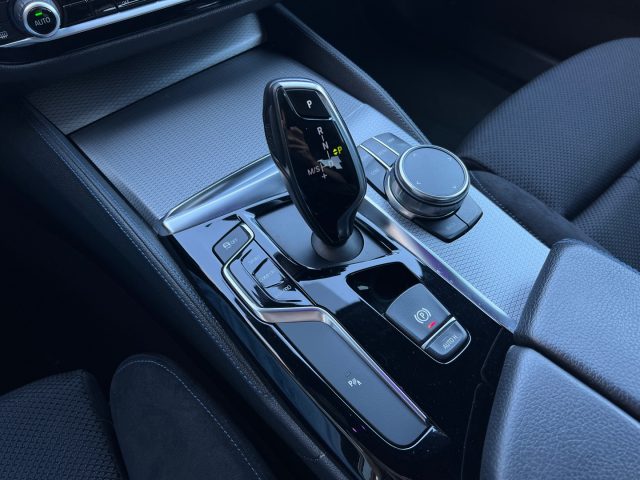 BMW 520 usata, con Controllo automatico clima