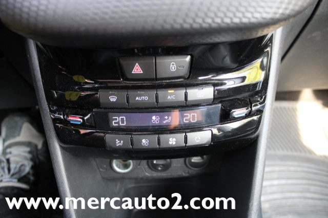 PEUGEOT 2008 usata, con Airbag testa