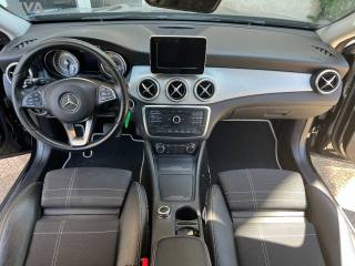 MERCEDES-BENZ GLA 200 usata 14