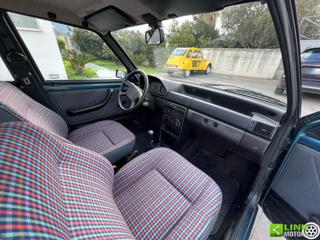 FIAT Uno usata 16