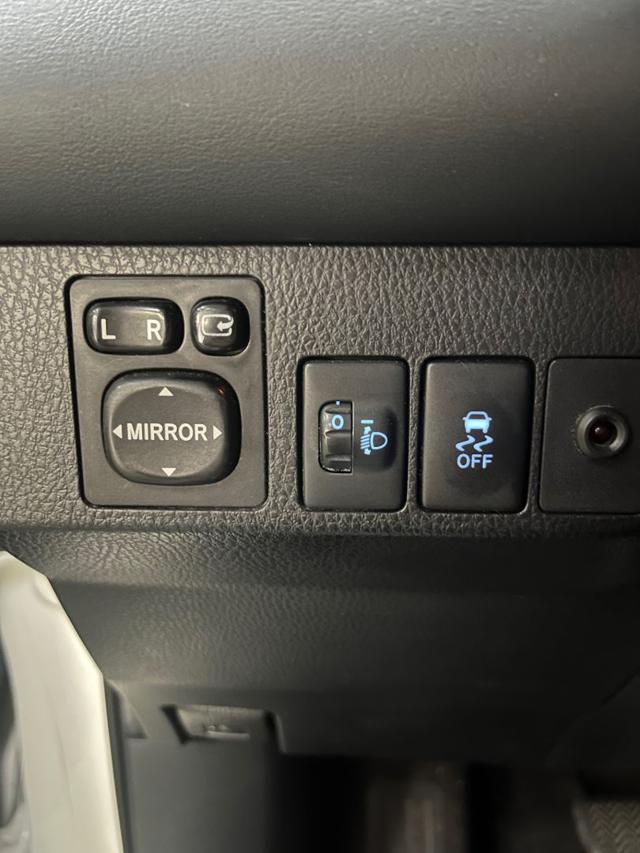 TOYOTA RAV 4 usata, con Chiusura centralizzata