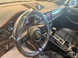 PORSCHE Macan usata, con Autoradio