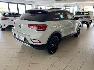 VOLKSWAGEN T-Roc usata, con Autoradio