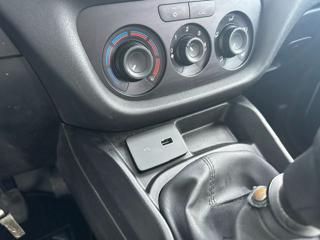 FIAT Doblo usata, con USB