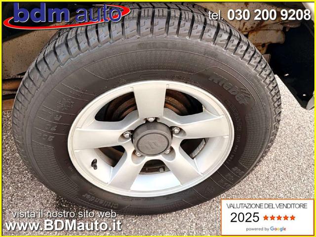 SUZUKI Jimny usata, con Fendinebbia