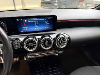 MERCEDES-BENZ A 180 usata, con Volante multifunzione