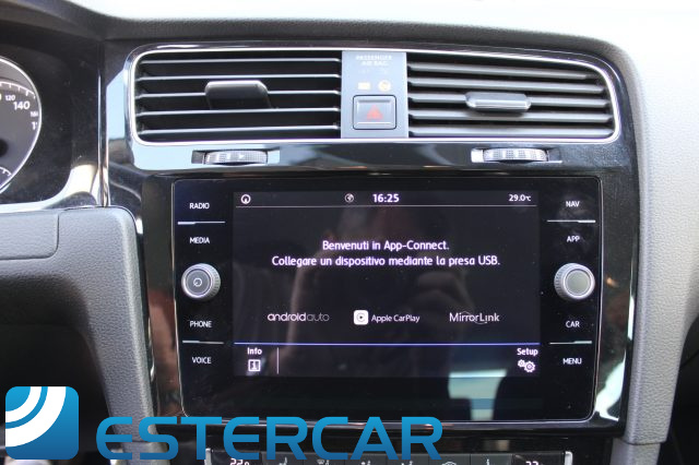 VOLKSWAGEN Golf usata, con Boardcomputer