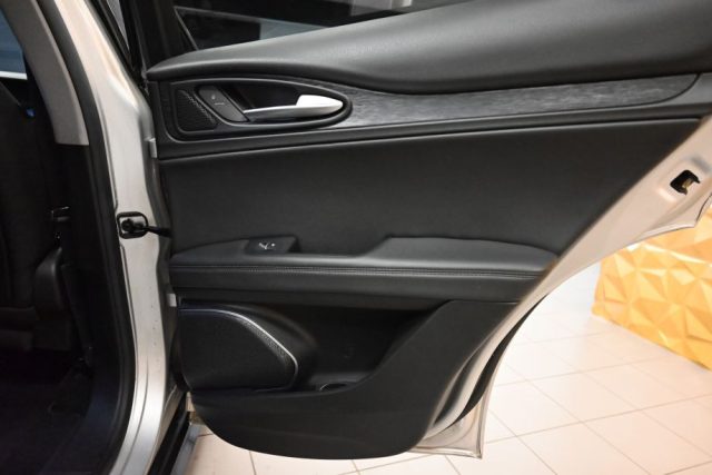 ALFA ROMEO Stelvio usata 56