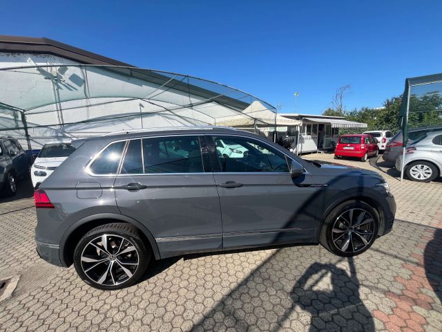 VOLKSWAGEN Tiguan usata, con Airbag