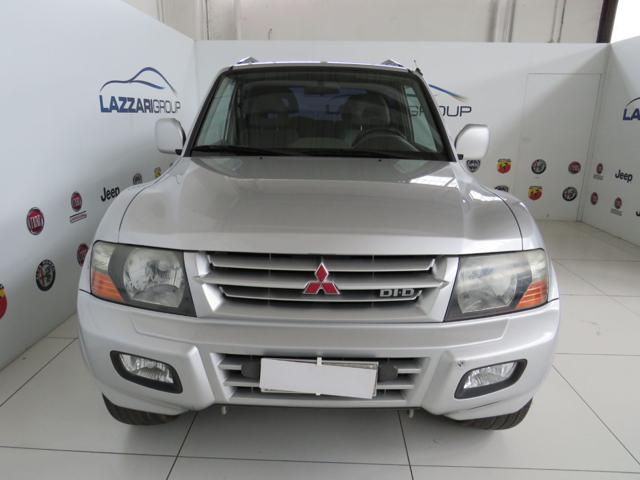 MITSUBISHI Pajero usata, con Airbag