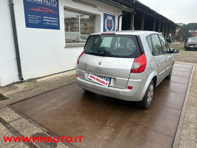 RENAULT Scenic usata, con Alzacristalli elettrici