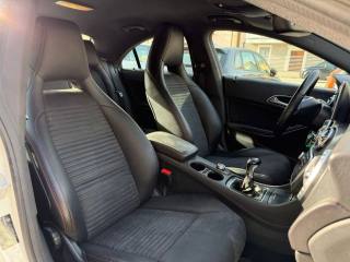 MERCEDES-BENZ CLA 200 usata, con Controllo automatico clima