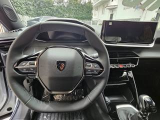 PEUGEOT 2008 usata, con Autoradio digitale