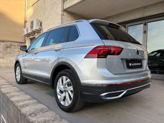 VOLKSWAGEN Tiguan usata, con Boardcomputer