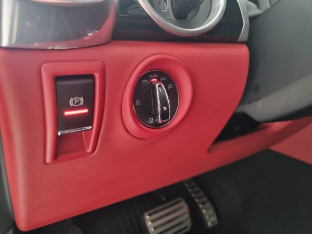 PORSCHE Cayenne usata, con Interni in pelle