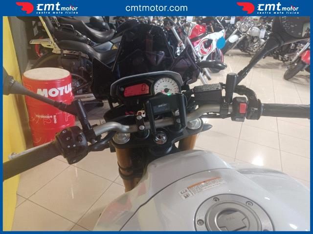 YAMAHA FZ8 usata 7