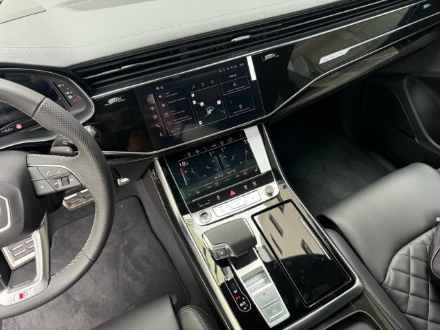 AUDI Q8 usata, con Bracciolo