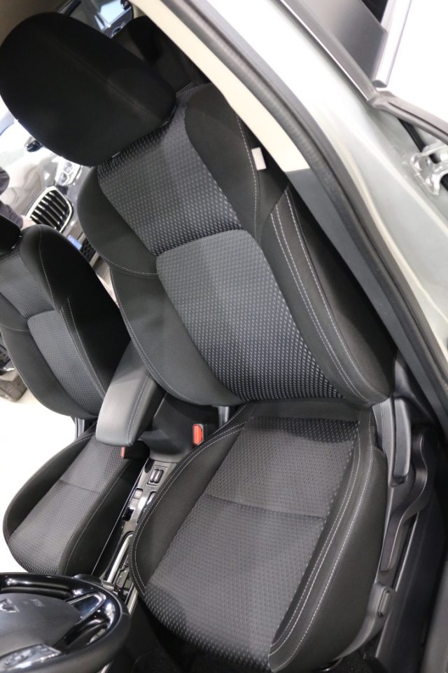 MITSUBISHI Outlander usata, con Controllo trazione
