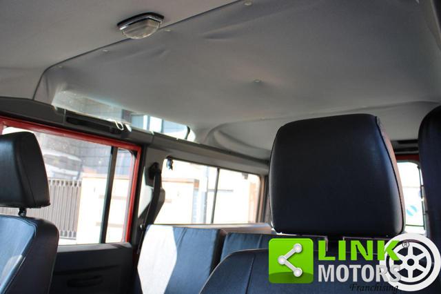 LAND ROVER Defender usata 16