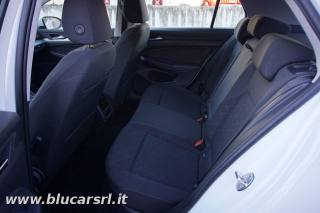 VOLKSWAGEN Golf usata, con ESP