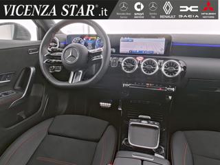 MERCEDES-BENZ A 200 usata, con Cerchi in lega