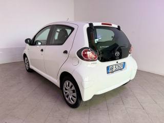 TOYOTA Aygo usata 3