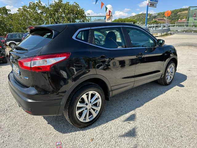 NISSAN Qashqai usata, con Autoradio