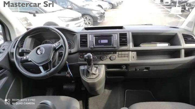 VOLKSWAGEN T6 Caravelle usata 13