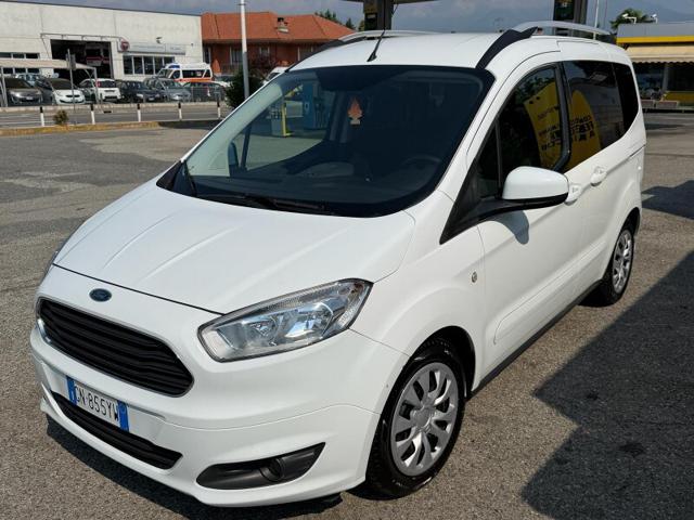 FORD Tourneo Courier usata, con ABS