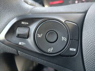 OPEL Corsa usata, con Autoradio digitale