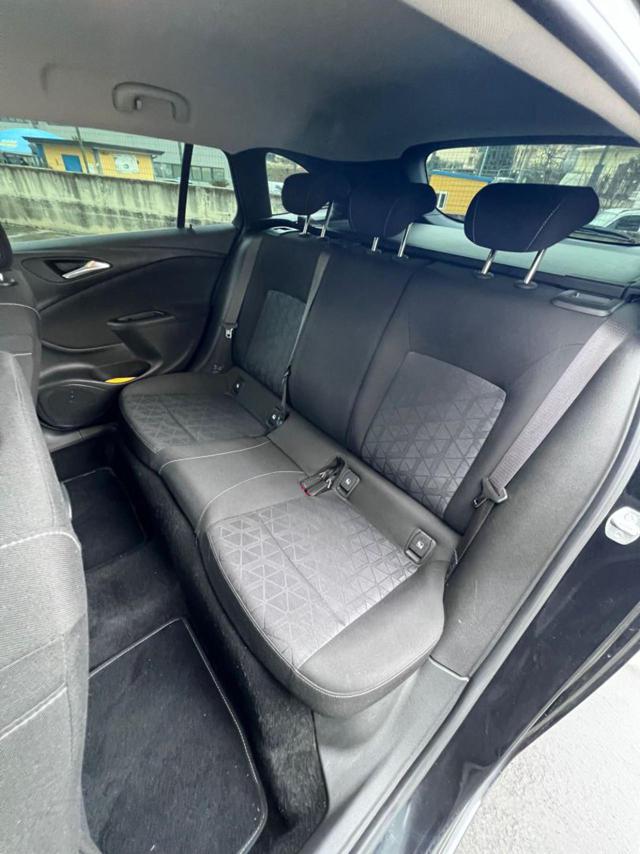 OPEL Astra usata, con Servosterzo