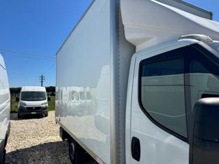 IVECO Daily usata, con Autoradio