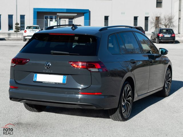 VOLKSWAGEN Golf Variant usata, con Servosterzo