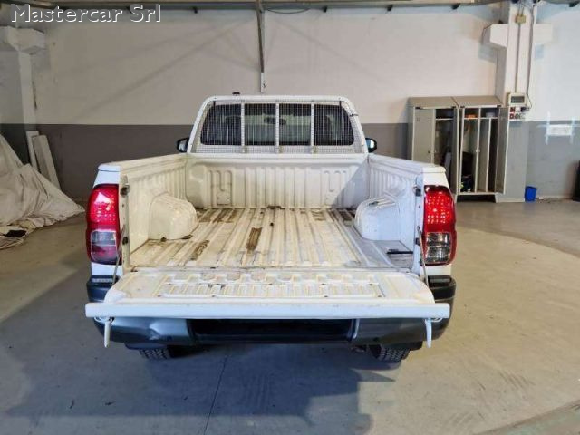 TOYOTA Hilux usata, con Alzacristalli elettrici