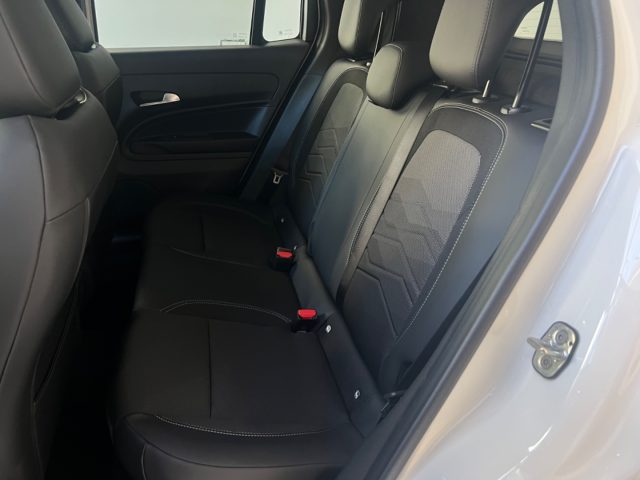 JEEP Avenger usata, con Controllo automatico clima