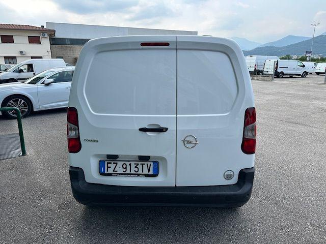 OPEL Combo usata, con Climatizzatore