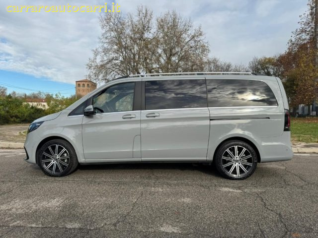 MERCEDES-BENZ V 250 usata, con Autoradio