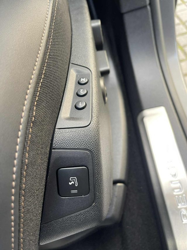 PEUGEOT 5008 usata, con Chiusura centralizzata