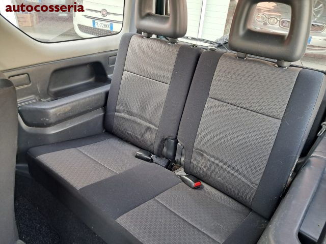 SUZUKI Jimny usata, con Trazione integrale
