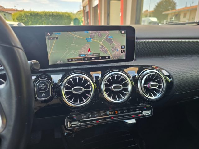 MERCEDES-BENZ A 200 usata, con Frenata d