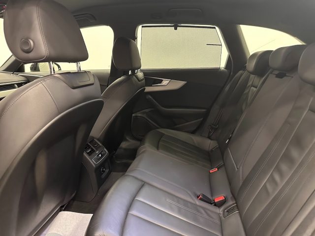 AUDI A4 usata, con Controllo trazione