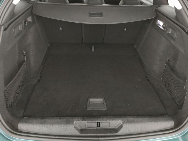 PEUGEOT 308 usata, con Sedile posteriore sdoppiato