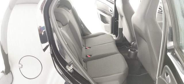VOLKSWAGEN e-up! usata 52