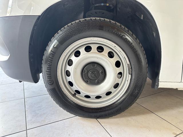 OPEL Combo usata, con Airbag