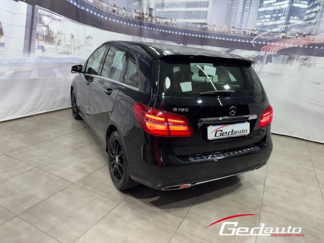 MERCEDES-BENZ B 180 usata, con Boardcomputer