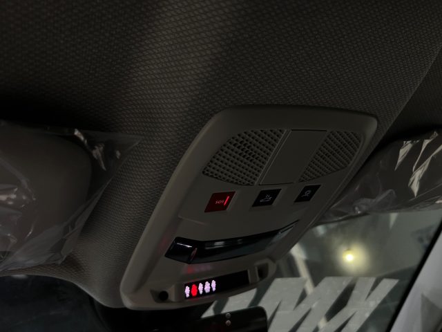 JEEP Avenger usata, con Specchietti laterali elettrici