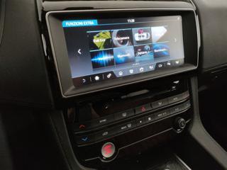 JAGUAR F-Pace usata, con USB