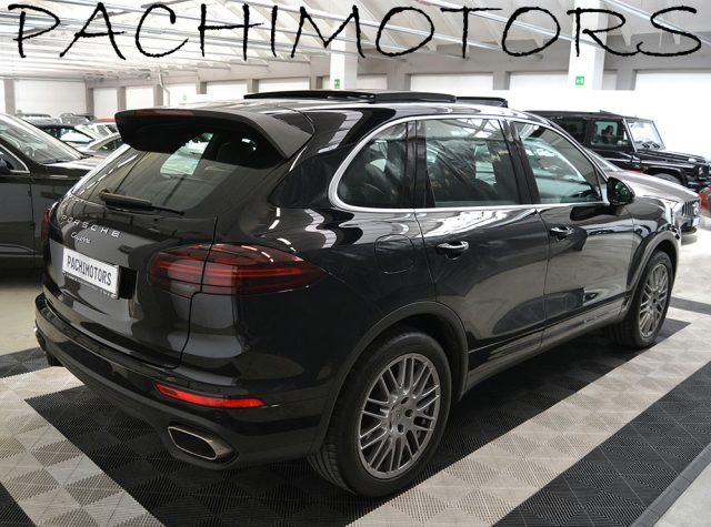 PORSCHE Cayenne usata, con Fendinebbia