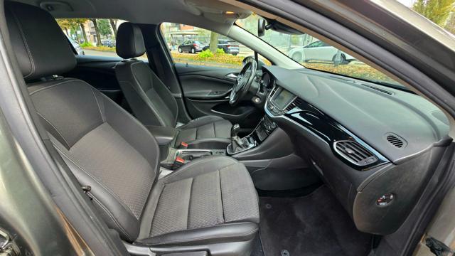 OPEL Astra usata, con Fendinebbia