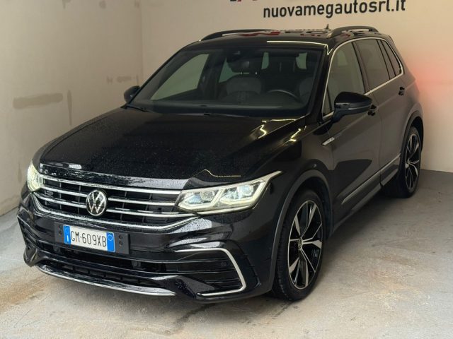 VOLKSWAGEN Tiguan usata, con Autoradio